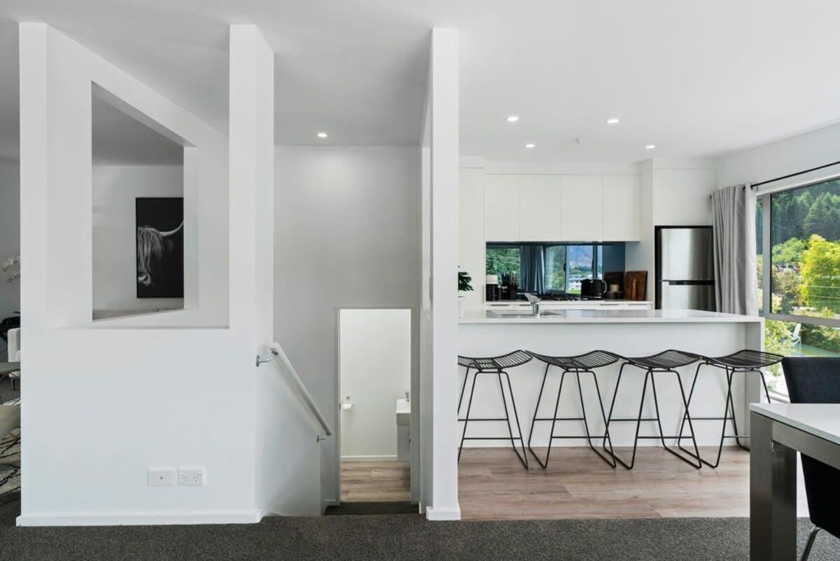 Central Queenstown Luxury מראה חיצוני תמונה