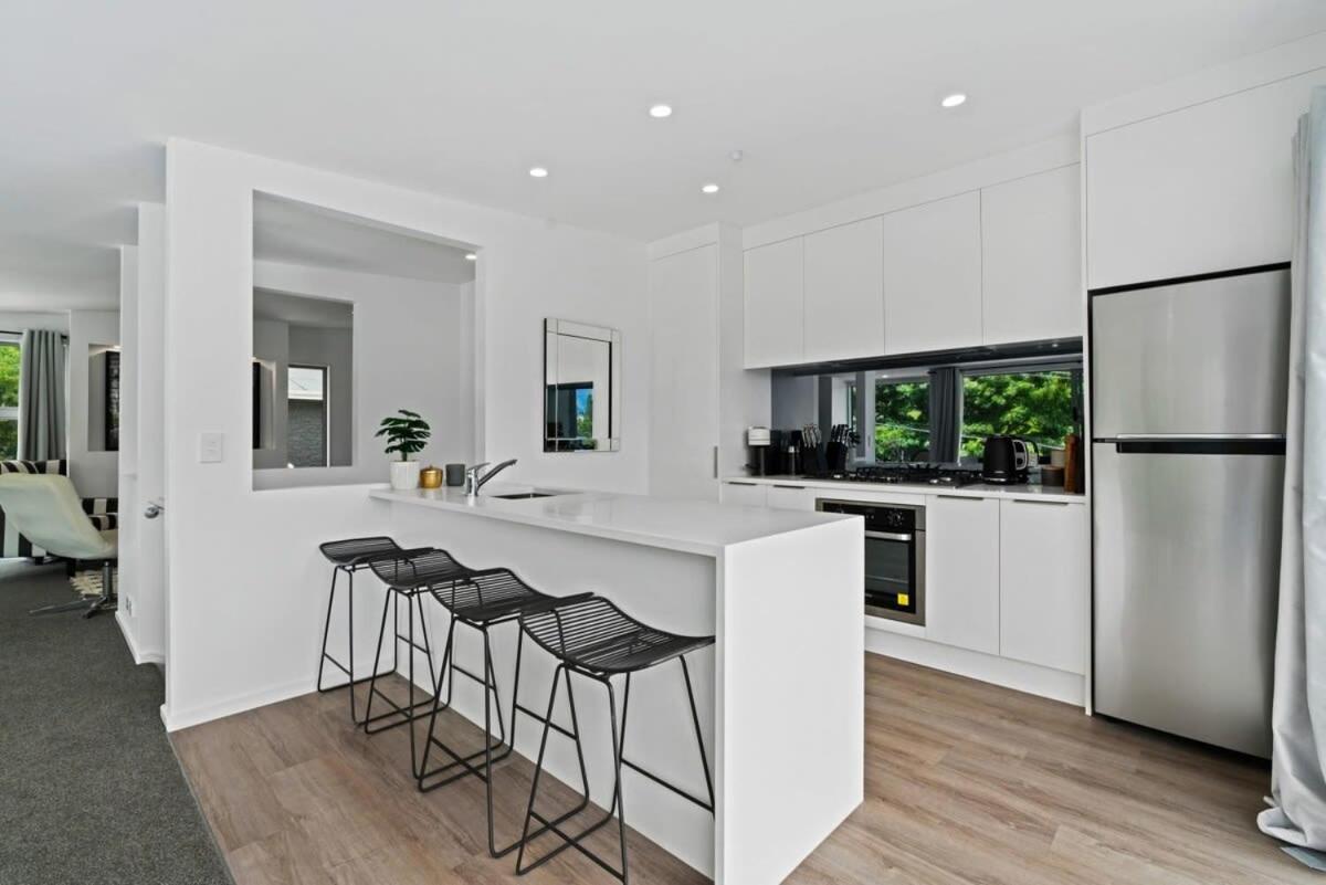 Central Queenstown Luxury מראה חיצוני תמונה
